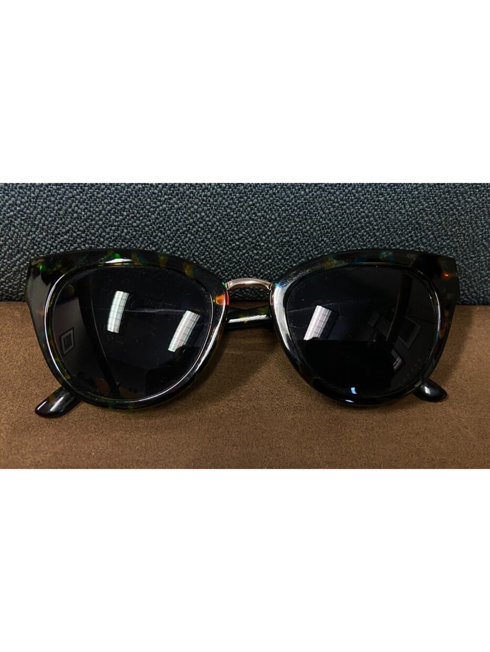 Chico's Women's Animal Print Brown/beige Cat Eye Sunglasses , Preowned